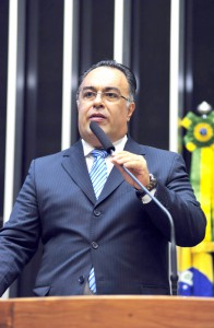 ヴァルガス氏（Laycer Tomaz/Camara dos Deputado）