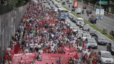 ６月１８日のＭＴＳＴのデモで埋まった聖市５月２３日大通り（Oswaldo Corneti/ Fotos Publicas）