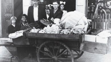 1930年頃のユダヤ人マスカッテ一家（旅商人、写真提供foto＝Casa de Guilherme de Almeida）