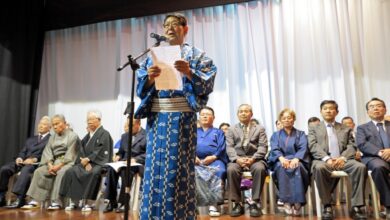 式典で挨拶する山内支部長