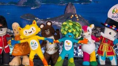 １６年に開催されるリオ五輪のマスコット（中央左）とパラリンピックのマスコット（中央右）（Divulgação Rio 2016 - ALEXFERRO.COM.BR）