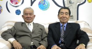 山田会長（左）と吉田副会長