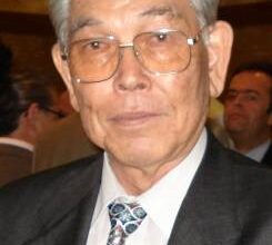 吉岡氏