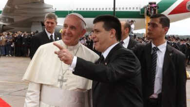 パラグァイを訪問したフランシスコ教皇（左）とカルテス大統領（Foto: Presidencia de la Republica del Paraguay）