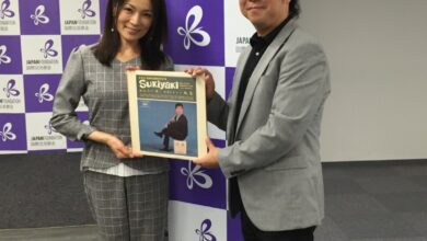 マルシアさんと「上を向いて歩こう」の作曲家・中村八大さんの息子、中村力丸さん