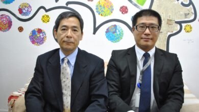 市川さん（左）と小林さん