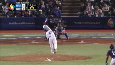 ３回裏、無死満塁のピンチで力投するリエンゾ投手（ＷＢＣ公式サイトの中継映像よりスクリーンショット）