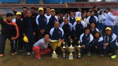 ３回目の優勝を喜ぶアナスピ・ベテラーノ会の皆さん