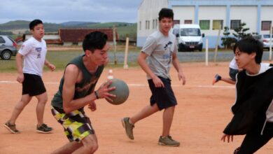 白熱するポートボール男子試合