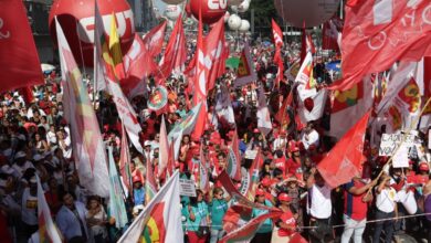 ５月１日、労働者の日のパウリスタ大通りデモの様子（Foto: Paulo Pinto / AGPT）