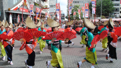 注目を集めた阿波踊り