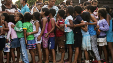 ロライマ州ボア・ヴィスタの収容所に住むベネズエラ人移民達（Marcelo Camargo/Agencia Brasil）