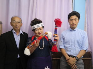 来社した村上会長、家元、美藤さん、