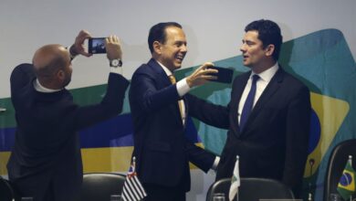 １３日の知事会合でのモロ氏（José Cruz/Agência Brasil）