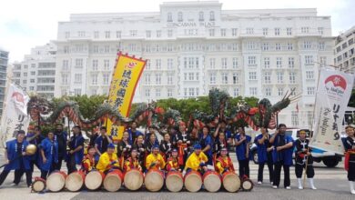 プレイベントでカリオカを魅了した龍踊り（提供・長崎県人会）