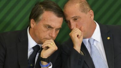 ボウソナロ大統領（左）と、ロレンゾーニ官房長官（Marcelo Camargo/Ag. Brasil）